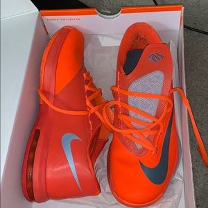 KD 6 “Total Orange”